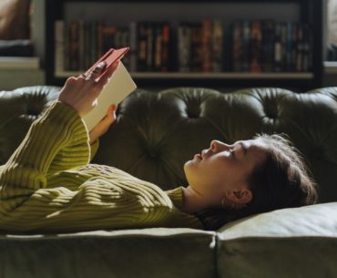 Книги, которые помогут освободиться от токсичных отношений и сэкономить на психологе